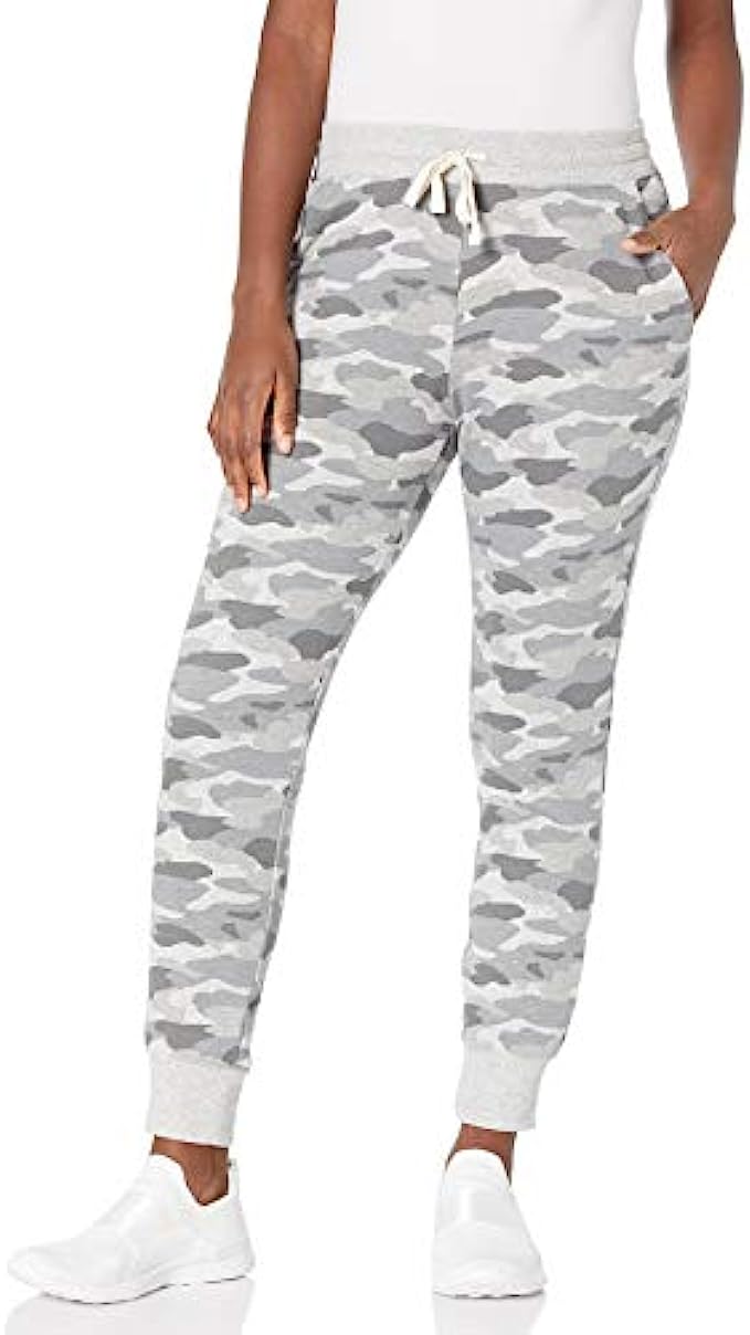 Amazon Essentials Womens French Terry Fleece Jogger Sweatpant Available in Plus Size