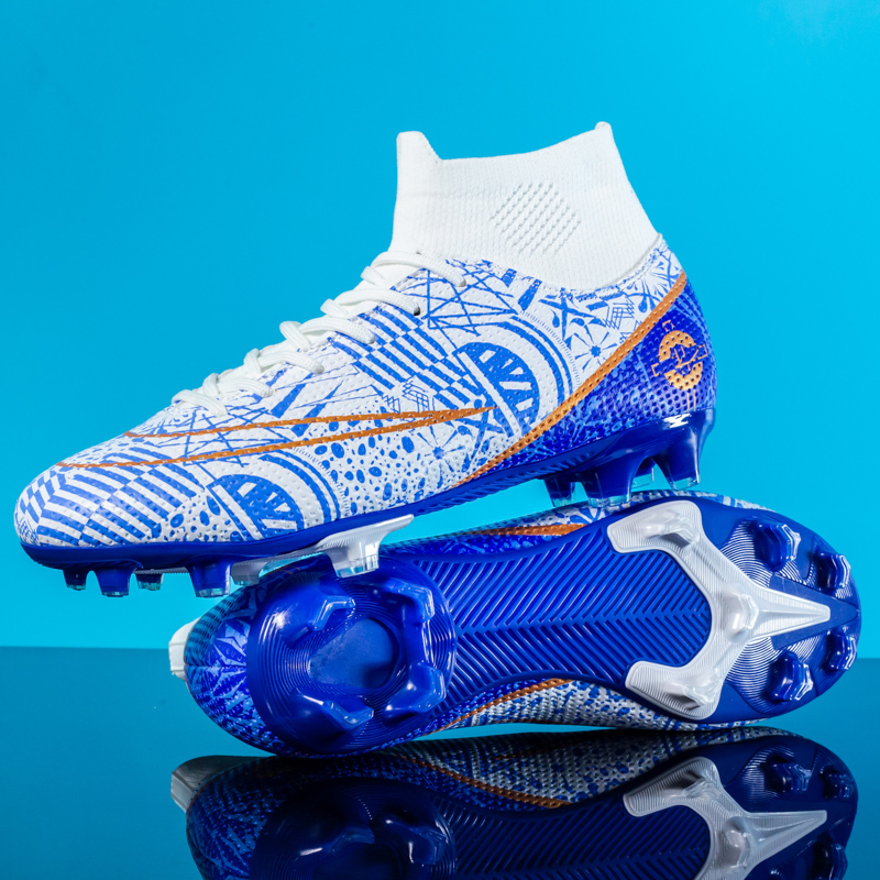 Ready Stock 35-45 FG CR7 world cup soccer shoes Mens and Womens high top football boots AAA+ quality